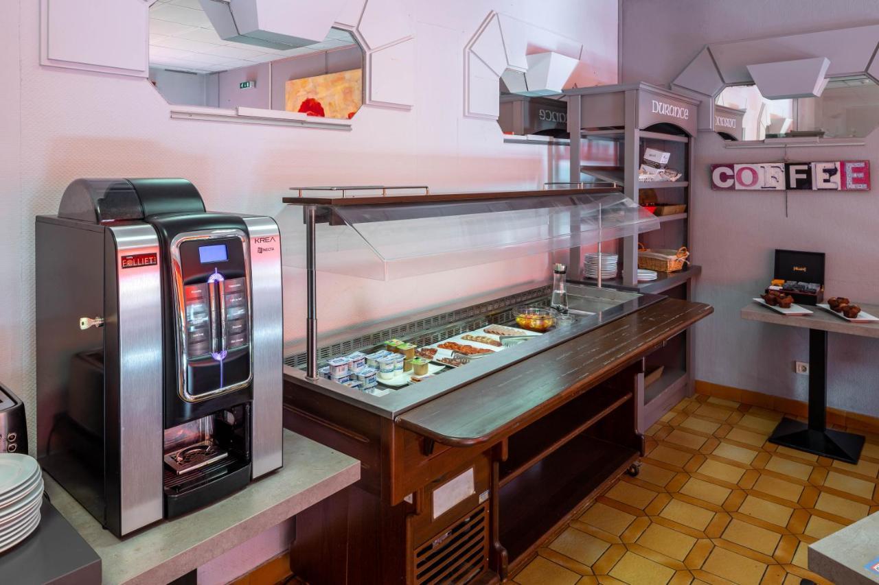 Logis Hotel Noemys Brive - Restaurant Le Teinchurier Екстериор снимка