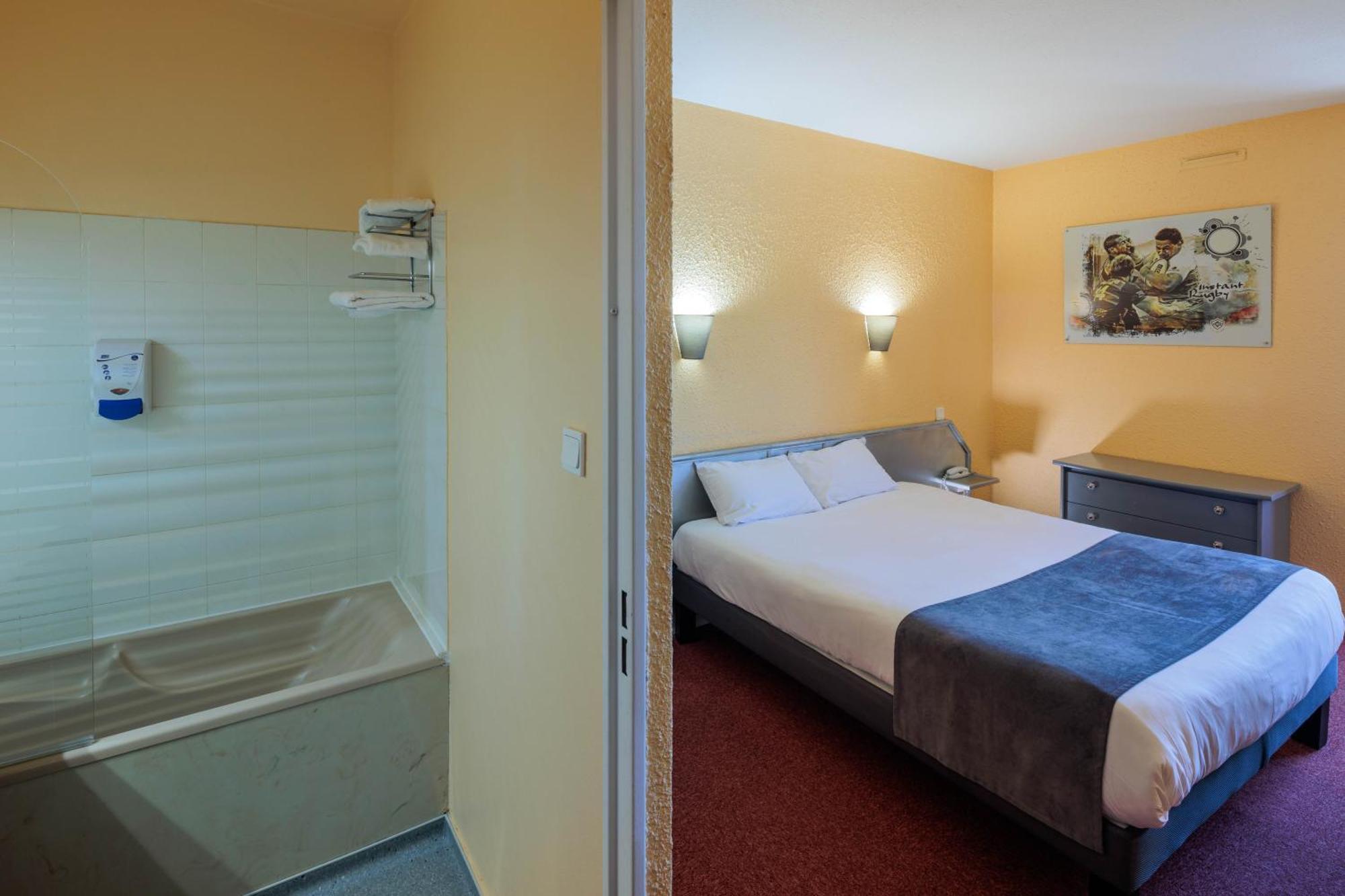 Logis Hotel Noemys Brive - Restaurant Le Teinchurier Стая снимка