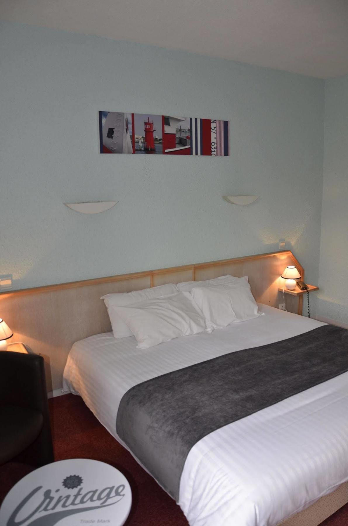 Logis Hotel Noemys Brive - Restaurant Le Teinchurier Екстериор снимка