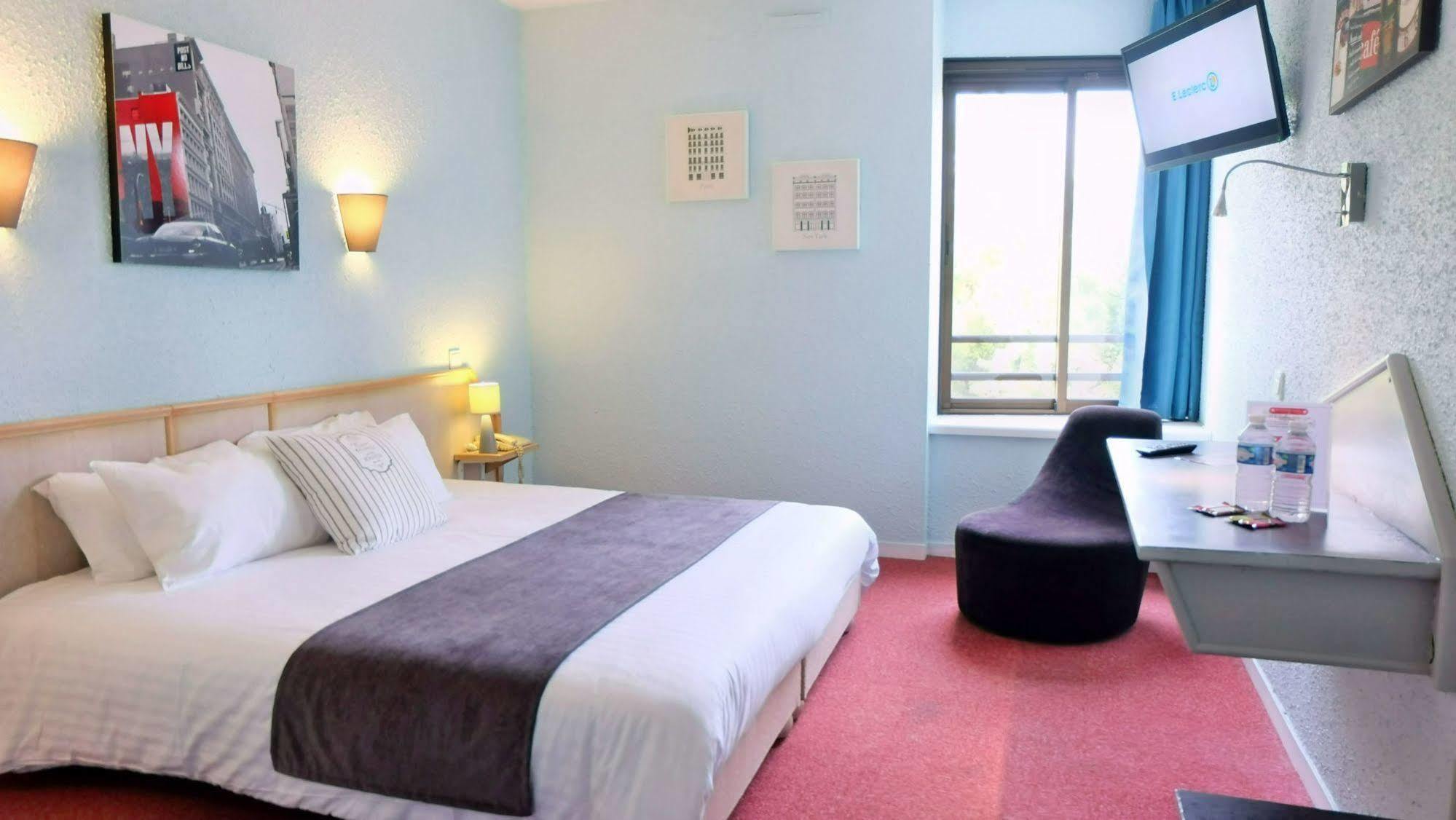 Logis Hotel Noemys Brive - Restaurant Le Teinchurier Екстериор снимка